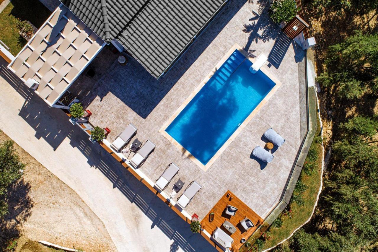 Villa Venia - Cozy Escape With Scenic Sew View, By Zantewize Tragaki Exterior foto
