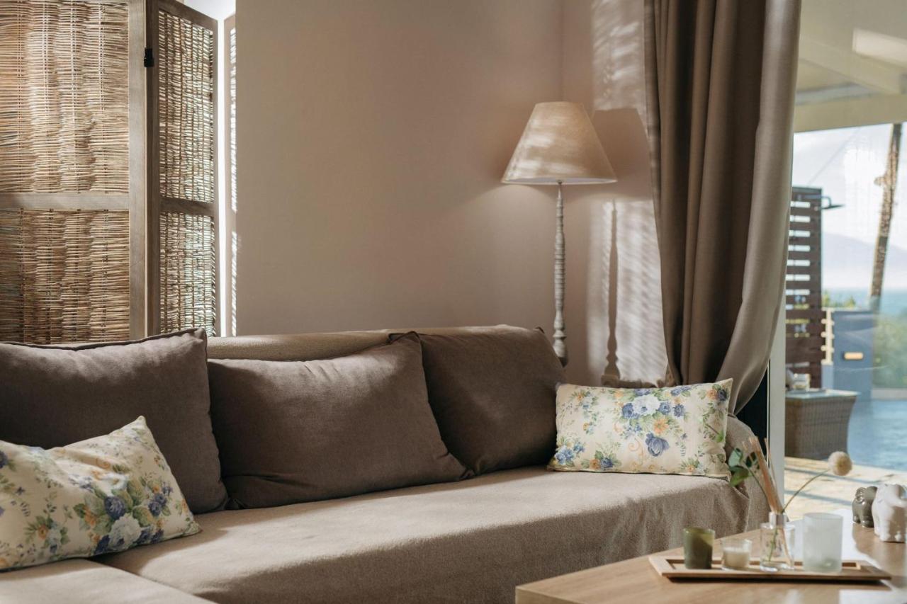 Villa Venia - Cozy Escape With Scenic Sew View, By Zantewize Tragaki Exterior foto