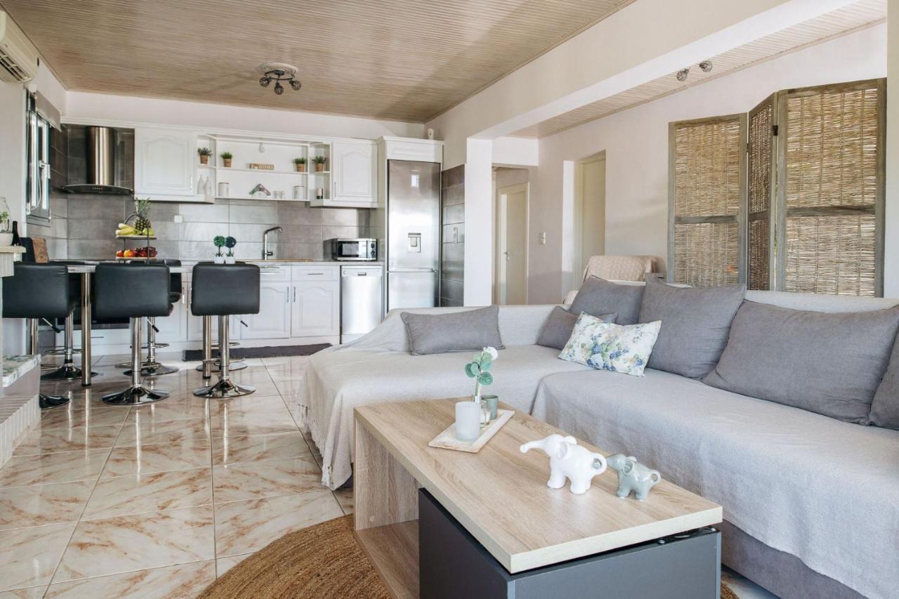 Villa Venia - Cozy Escape With Scenic Sew View, By Zantewize Tragaki Exterior foto