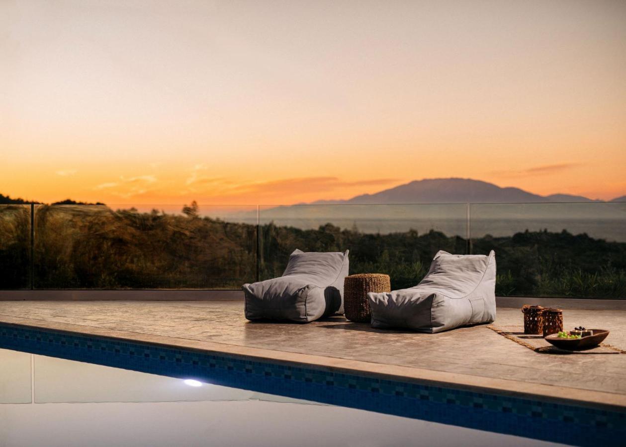 Villa Venia - Cozy Escape With Scenic Sew View, By Zantewize Tragaki Exterior foto